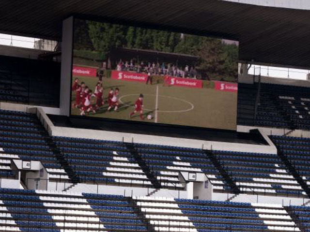 Newsline Report - Tecnologa - Renueva Panasonic pantallas gigantes del Estadio Azteca
