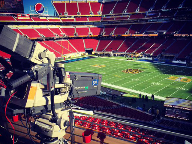 Newsline Report - Tecnologa - Bexel preponderante en las transmisiones del Super Bowl 50