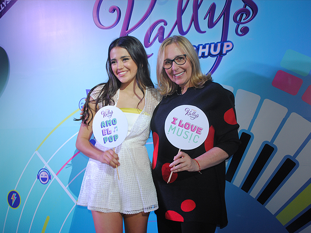 Newsline Report - Plataformas - Nickelodeon Latinoamrica present la serie musical Kallys MashUp