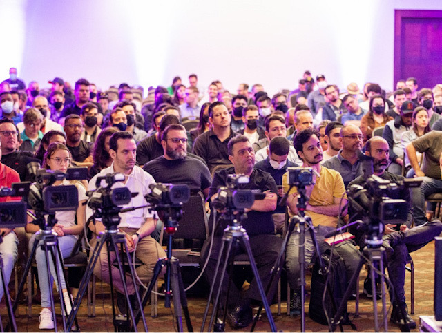 Newsline Report - Tecnologa - Sony lanza en LatAm  la nueva cmara Sony FX30 en Merlin Road Show