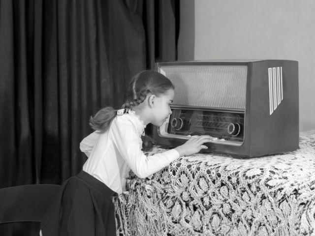 Newsline Report - Tecnologa - Pinnacle Group: Conoce el legado de la Radio.
