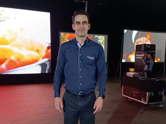Newsline Report - Tecnologa - Panasonic Latino: Presentamos en Mxico nuestra lnea de proyectores y cmaras PTZ