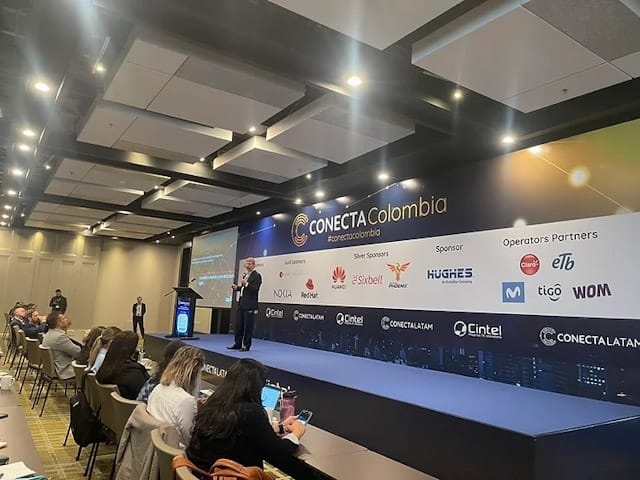 #ConectaColombia2023: 'El 40% de colombianos no tiene conectividad por falta de inversin'