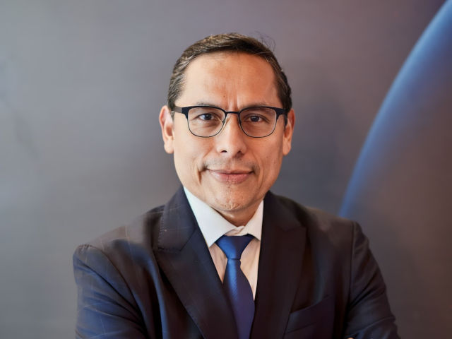 Eloy Mndez de Hughes: Tenemos un compromiso de llevar conectividad a los puntos ms remotos