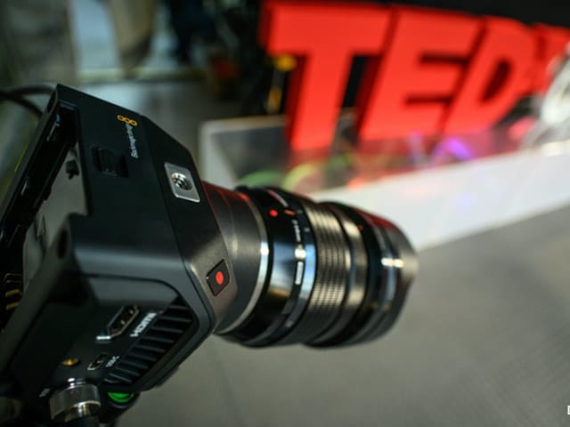 Evento TEDxGenova llevado a cabo con productos de Blackmagic Design