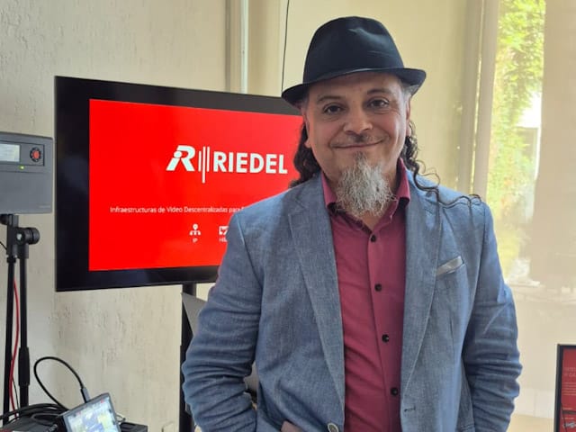 Newsline Report - Tecnologa - Hugo Caviedes de Riedel C: Integramos nuestro portafolio de sistemas hbridos en Mxico