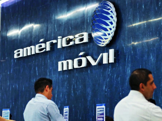 Newsline Report - Negocios - Am�rica M�vil crece y acelera su apuesta digital y en IA