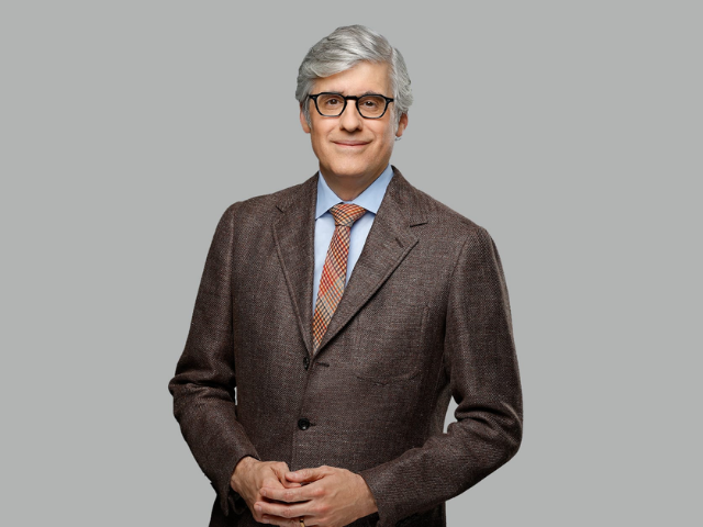 Newsline Report - Contenidos - Mo Rocca recibir� el LABF Insight Award 2026 en la NAB Show