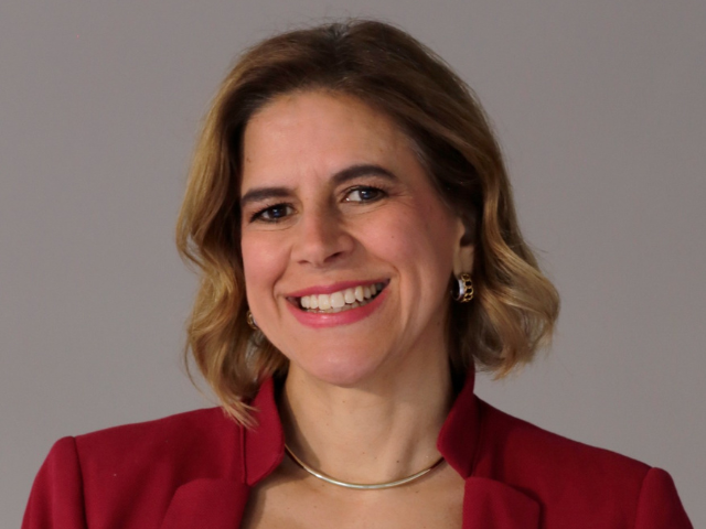 Newsline Report - Contenidos - Carmen Larios: El liderazgo femenino en la industria a�n no alcanza la paridad