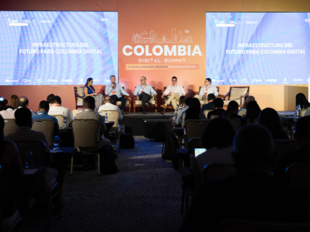Newsline Report - Tecnolog�a - Colombia Digital Summit 2026: conectividad, inversi�n y regulaci�n en el centro del debate digital