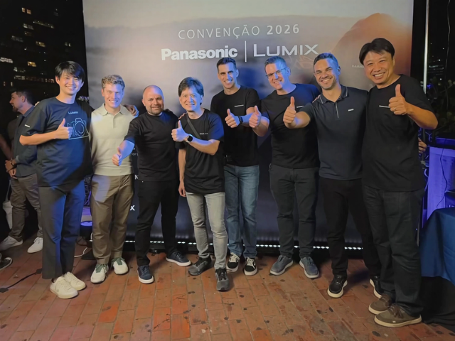 Newsline Report - Tecnolog�a - Merlin Distributor es reconocido como distribuidor oficial de Lumix en Latinoam�rica