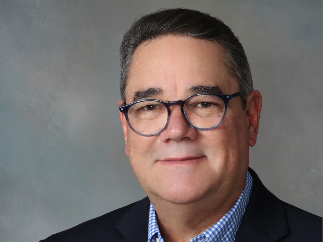 Newsline Report - Tecnolog�a - H�ctor S�nchez: �La industria necesita modernizarse sin disrupciones�