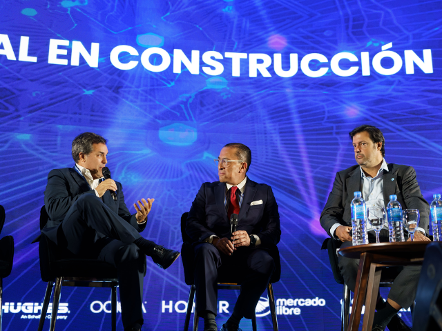 Newsline Report - Tecnolog�a - Argentina Digital Summit 2026: infraestructura, IA y desregulaci�n