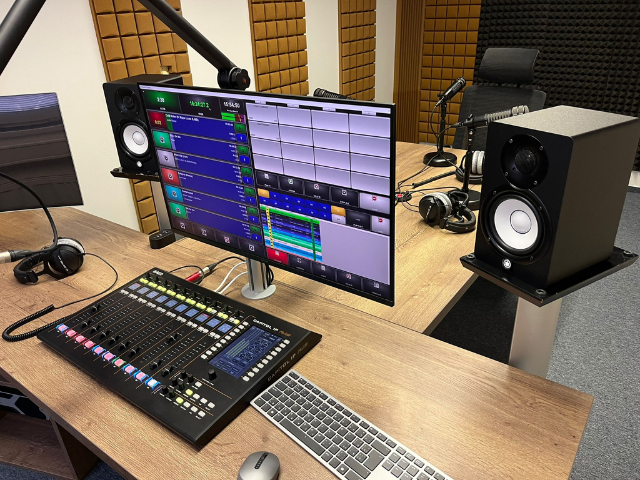 Newsline Report - Tecnolog�a - EDU Radio integra consola Capitol IP Plus de AEQ para sus transmisiones