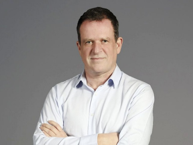 Newsline Report - Plataformas - Canal 13 nombra a Pablo Morales como director de Contenidos y Programaci�n