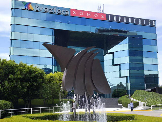 Newsline Report - Negocios - TV Azteca entra formalmente en concurso mercantil