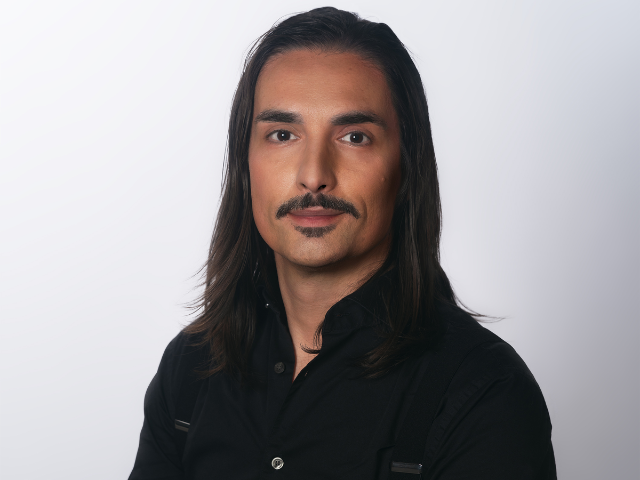 Newsline Report - Negocios - Forever nombra a Chris Bahry como CEO para que lidere su pr�xima etapa de crecimiento