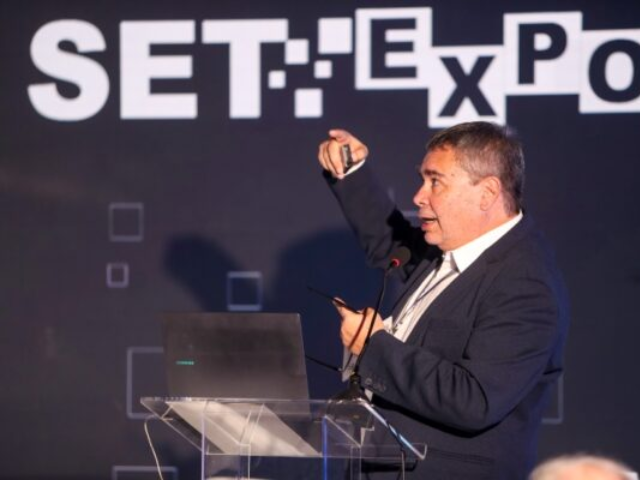 Newsline Report - Tecnolog�a - SET Expo 2026 analiza c�mo la IA se ha integrado en la industria audiovisual