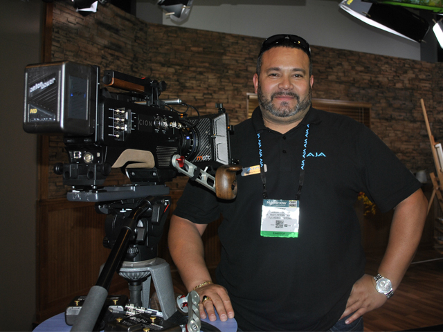 Newsline Report - Tecnologa - AJA actualiza Firmware v1.2 para su cmara CION