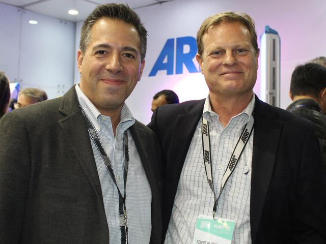 Newsline Report - Tecnologa - ARRI exhibe en SET Expo SkyPanel S120-C