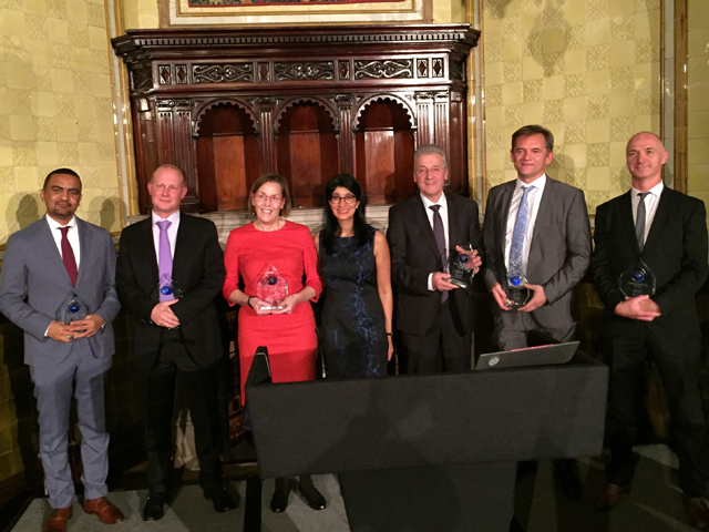 Distinguen a operadores miembros de ESOA con el Better Satellite World