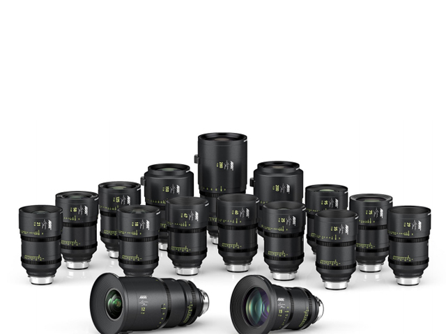 Newsline Report - Tecnologa - El cineasta Alfonso Parra teste los lentes Signature Prime de ARRI