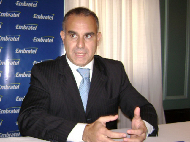Newsline Report - Tecnologa - Embratel y Teleco midieron el nivel de conectividad de las empresas brasileas