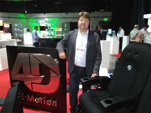 Newsline Report - Cine - Instalamos las primeras salas 4D de Argentina