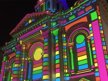 La Serie J de Christie y Pandoras Box iluminan la Catedral de Cali