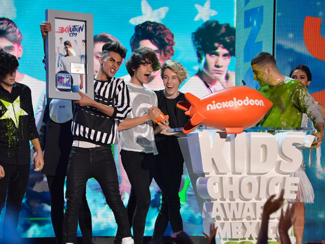 Newsline Report - Plataformas - Nickelodeon anunci los pre-nominados a los KCA Mxico 2017