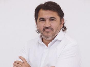 Qubit TV desembarcar en Uruguay
