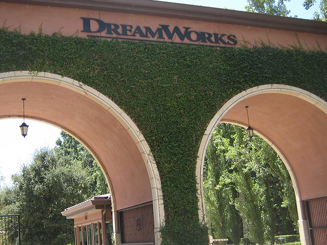 Newsline Report - Negocios - Softbank quiere adquirir DreamWorks Animation