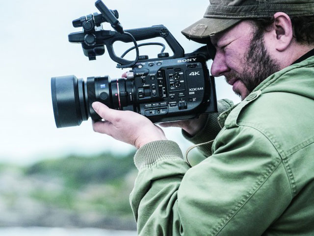 Newsline Report - Tecnologa - Sony lanza en IBC su nueva cmara profesional compacta 4K Super-35