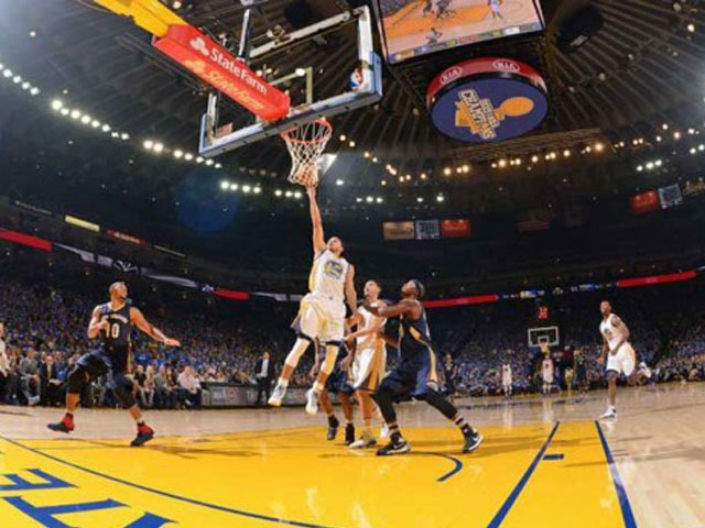 Newsline Report - OTT - Turner Sports ofrecer contenido de VR para los fanticos de la NBA