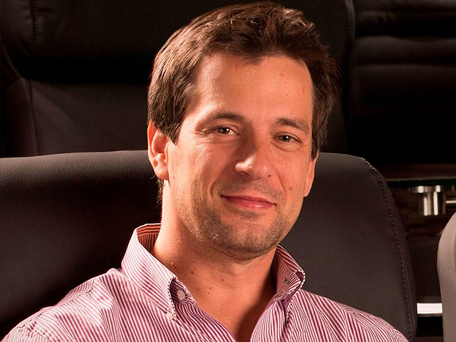 Newsline Report - Tecnologa - Village Cines, la primera sala argentina con Christie Vive Audio
